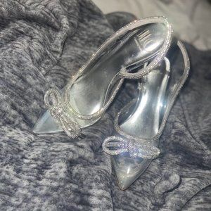 JLO JENNIFER LOPEZ Flina Pump